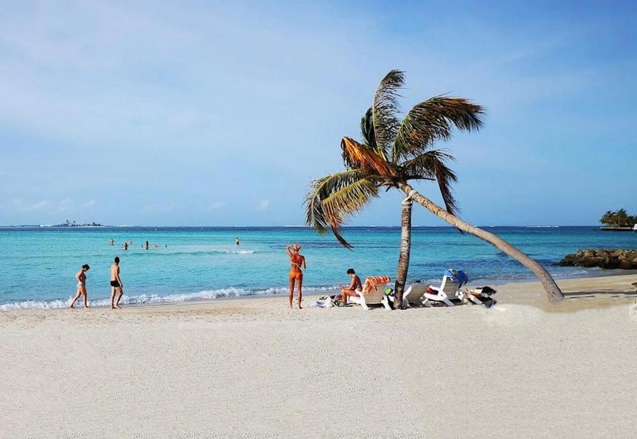 Adroit Beach Inn Guraidhoo  Eksteriør bilde