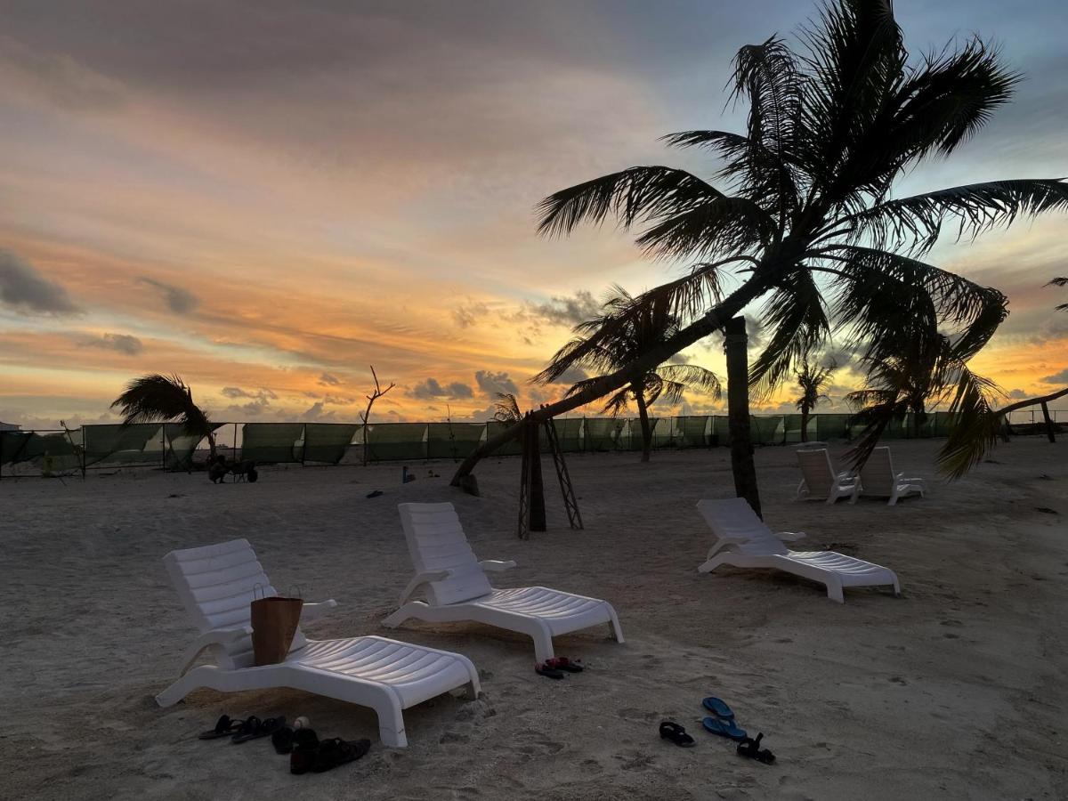 Adroit Beach Inn Guraidhoo  Eksteriør bilde